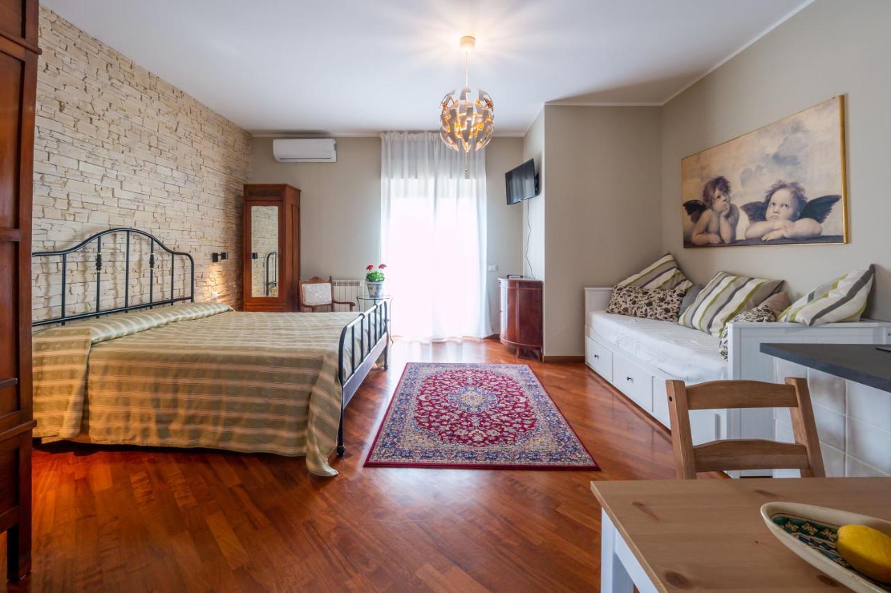 Lumia Luxury Apartments 마스칼루시아 외부 사진