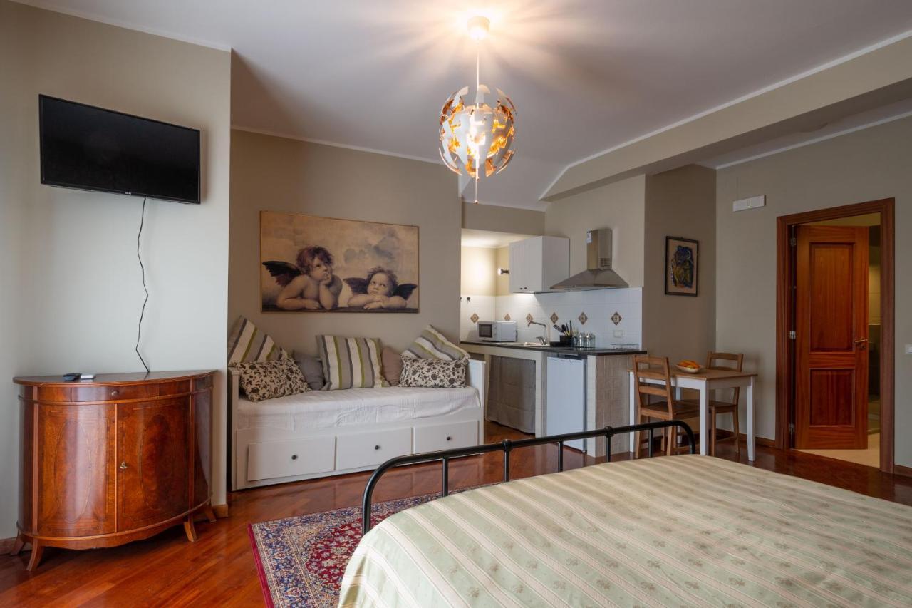 Lumia Luxury Apartments 마스칼루시아 외부 사진